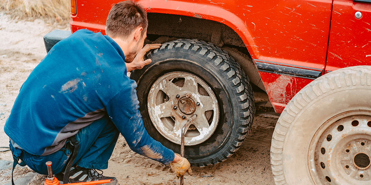 Repairing a Tyre London – 24 Hour Mobile Tyre Fitting London